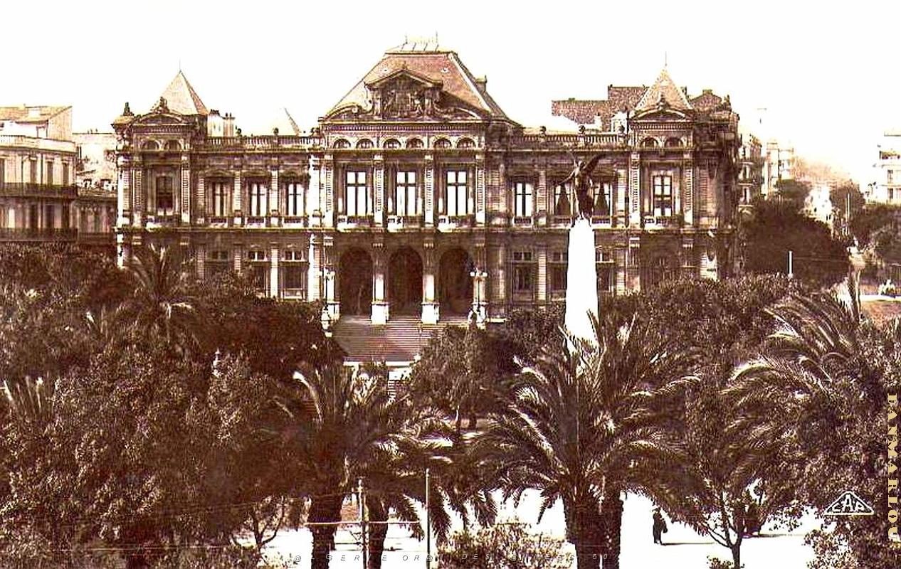 PA b- 023- Hotel de ville.jpg